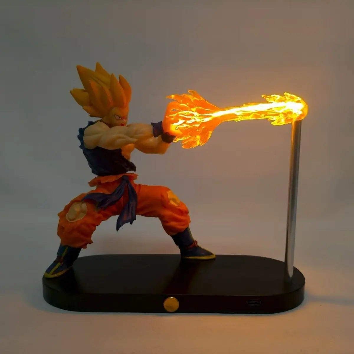 Super Saiyan Goku Magnetic Night Light & Action Figure 16cm