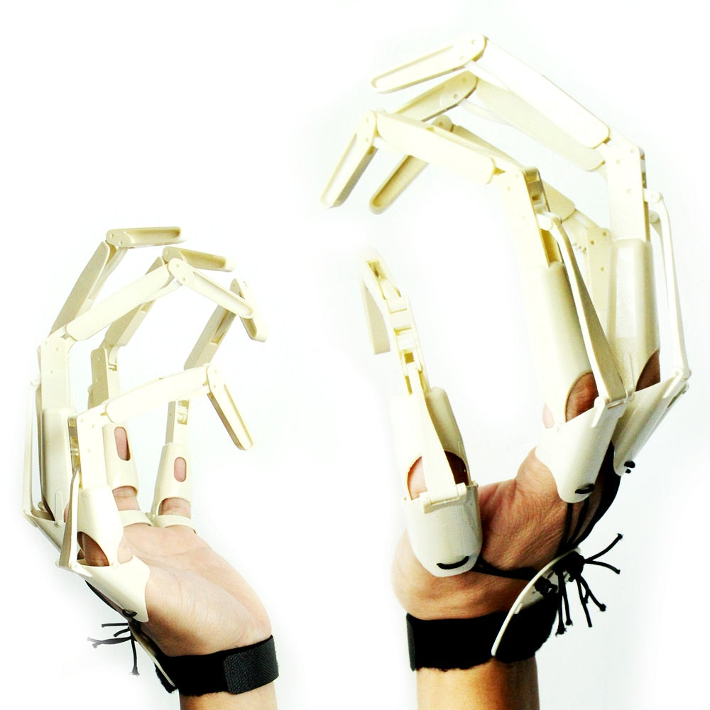 Spine-Chilling Articulated Skeleton Finger Gloves