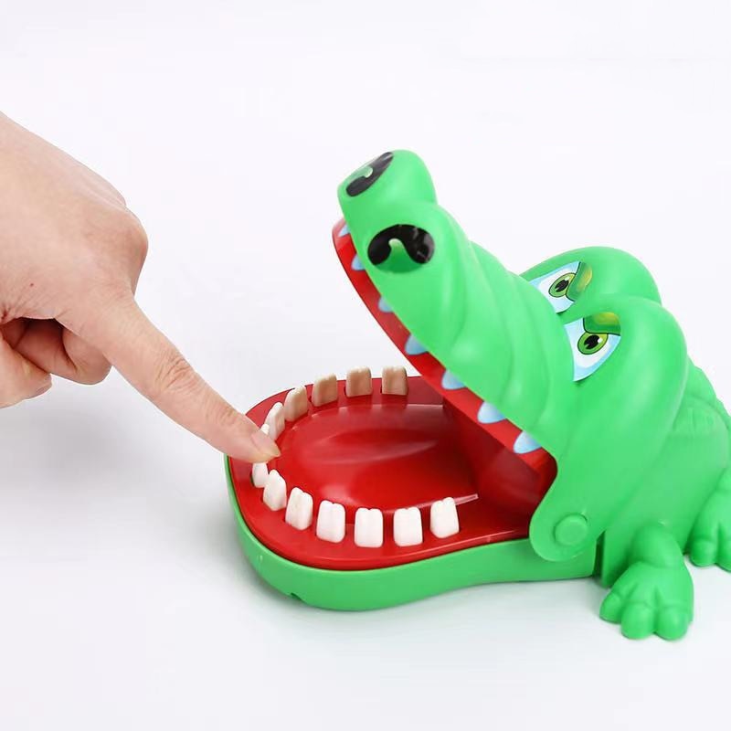 CrocoChomp - Crocodile Family Surprise Activity Game