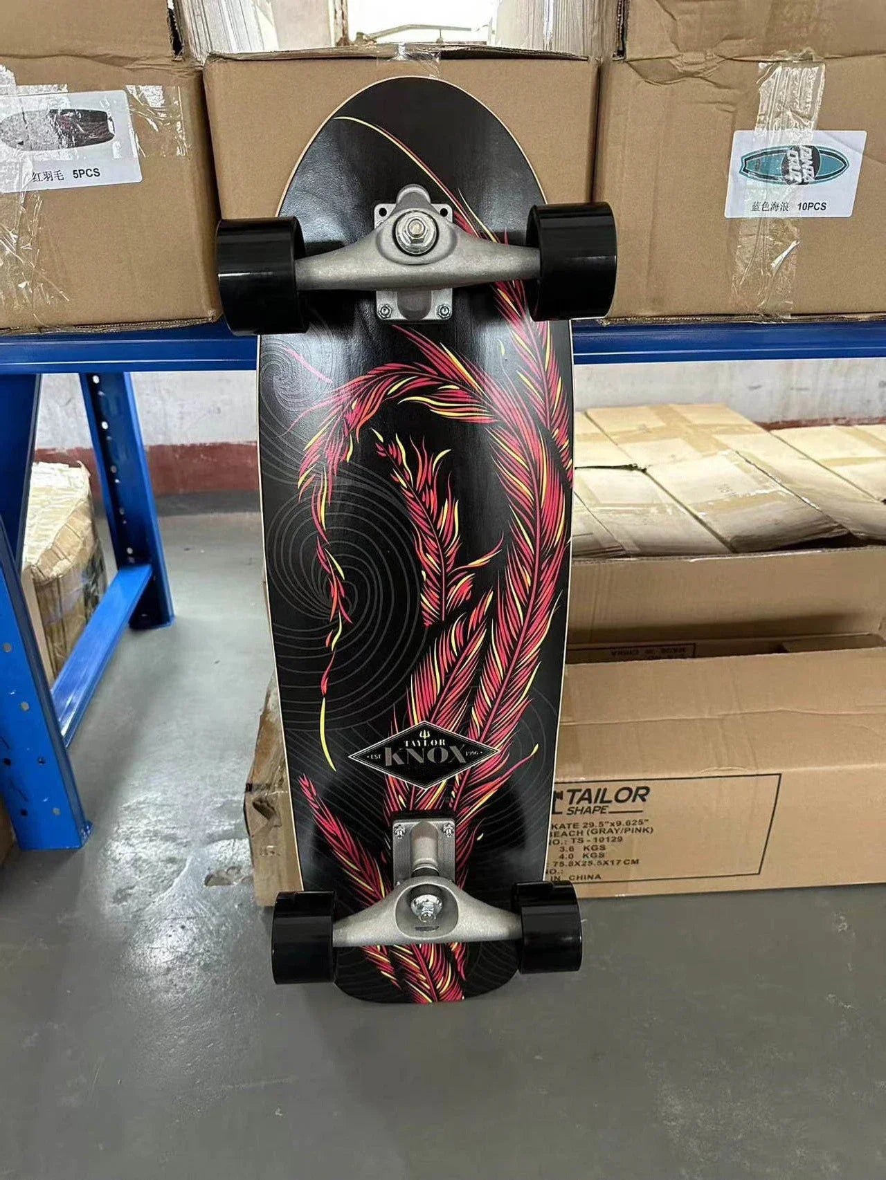 Surf Land Skateboard: Maple Single Kick Carving Cruiser