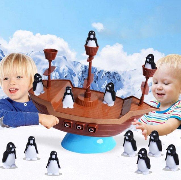 Products Pro Smart Penguin Balance - Pirate Ship Balancing Desk Toy 39487066